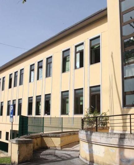 Moratoria sugli accorpamenti Salvetti: corsi per odontotecnico 