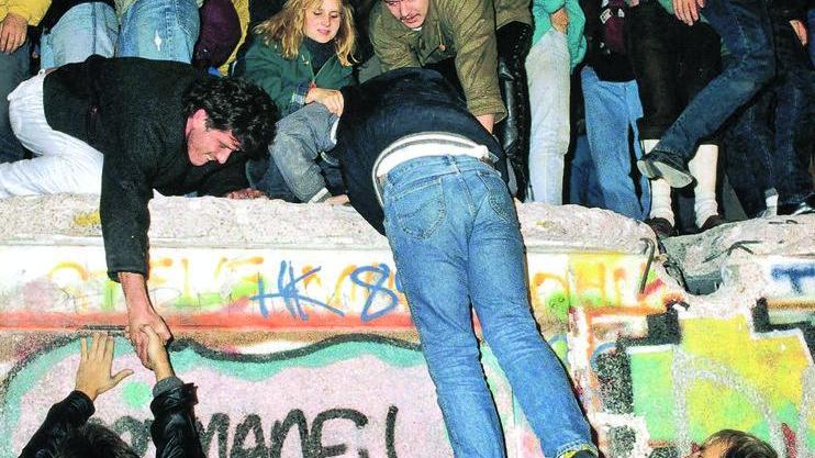 Le “Anime prigioniere” nell’arrogante debolezza del Muro di Berlino