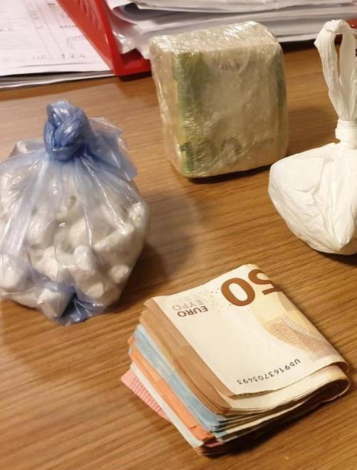 Spacciava nel bosco Arrestato 35enne