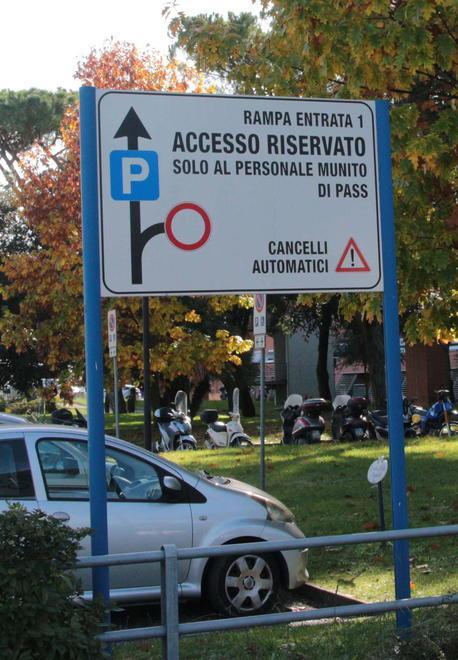 Stop ai furbetti del parcheggio dell’ospedale: via ai controlli Asl 