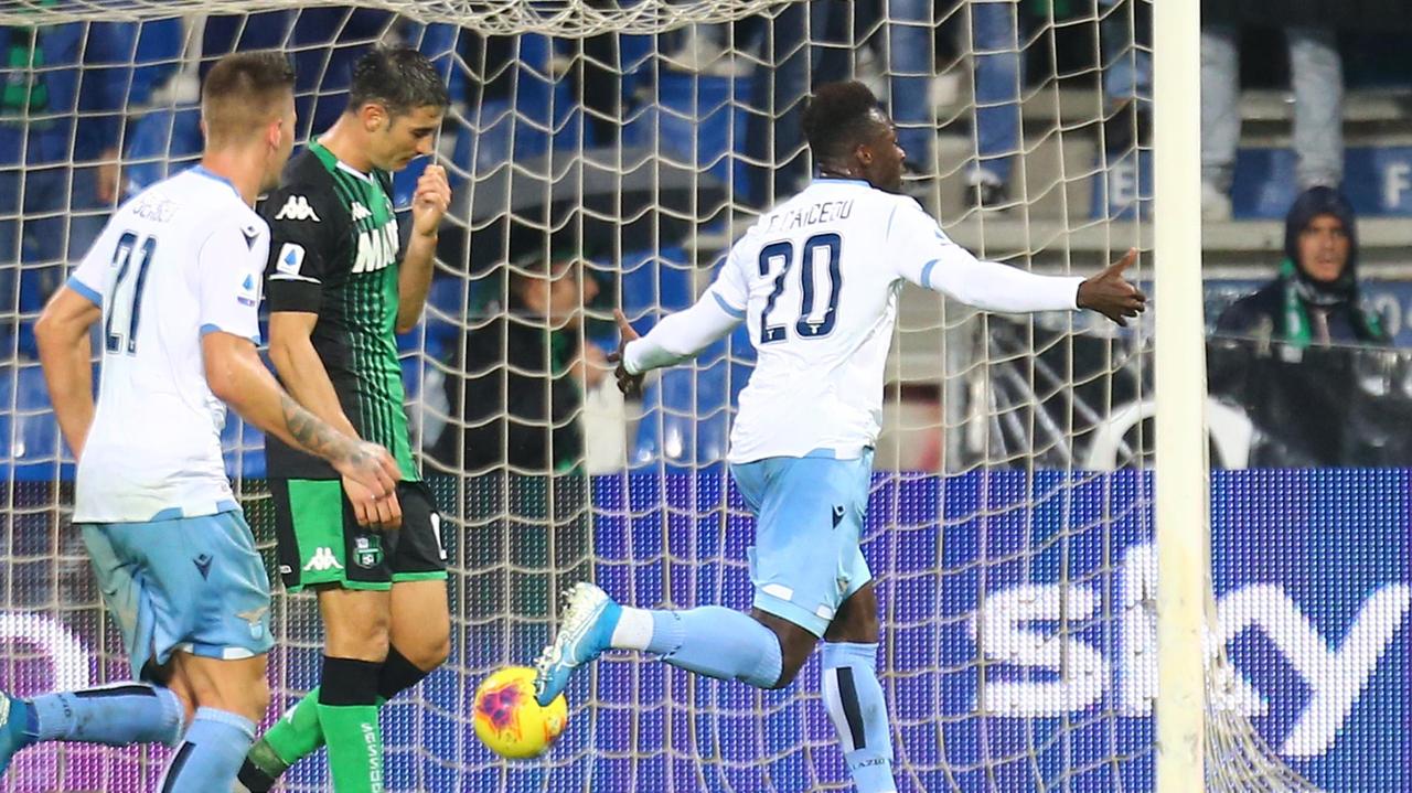 Il Sassuolo battuto nel finale dalla Lazio