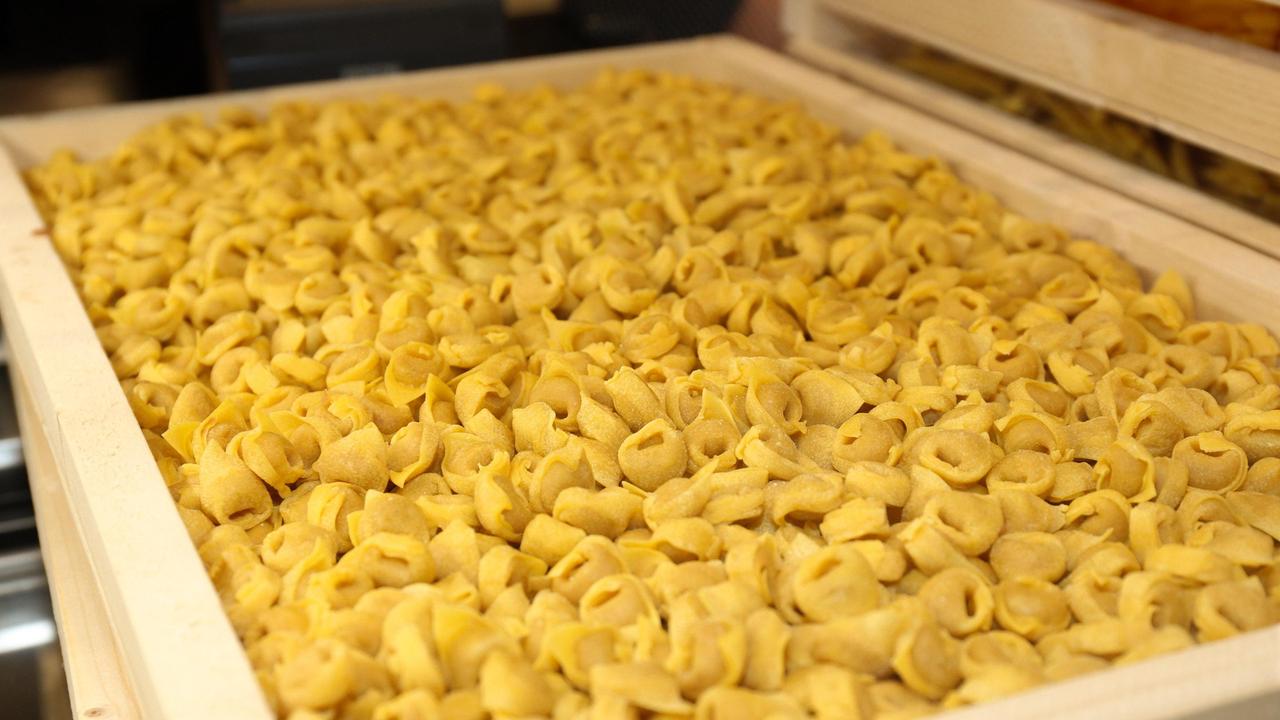 Il grande gioco del cappelletto reggiano: scrivi le regole insieme alla Gazzetta