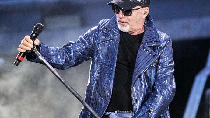 Da oggi “Vasco NonStop Live” 17 concerti in un unico film