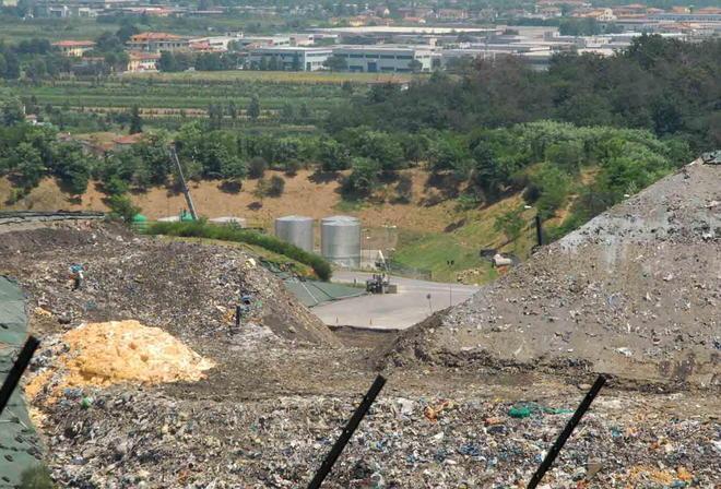A Pasquetta di scena la visita in discarica: 200 i partecipanti