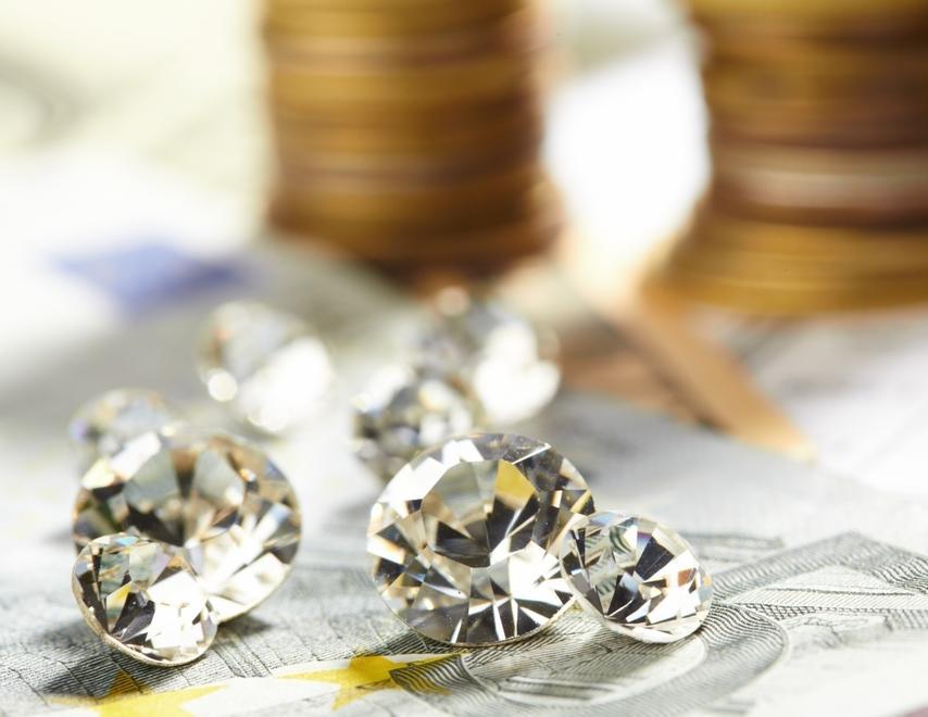 San Felice. Compra diamanti per 75mila euro Banca risarcisce 