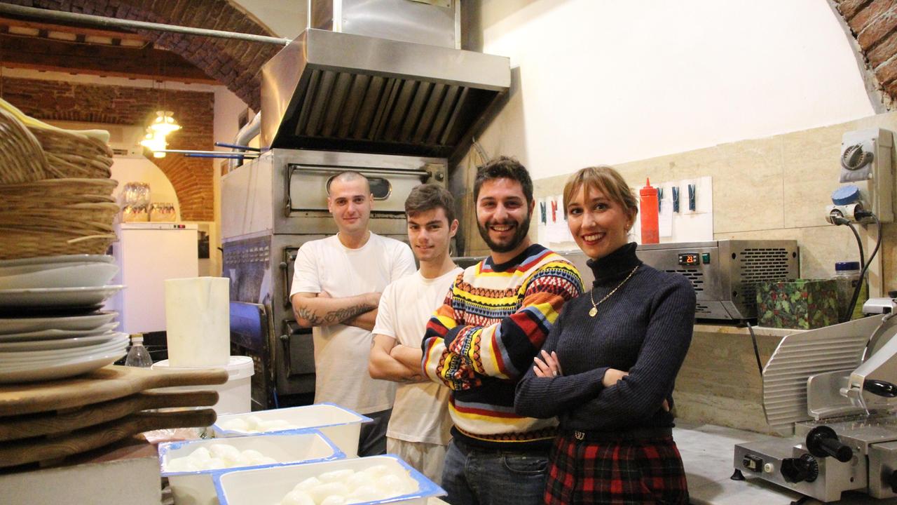 Camerieri, banconisti e consegne a domicilio: i locali che assumono