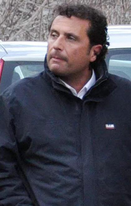 Schettino rimane agli arresti domiciliari 