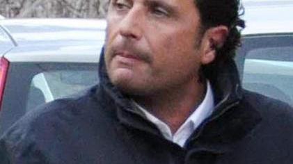 Schettino rimane agli arresti domiciliari