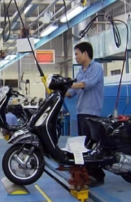 Piaggio lancia la sfida al potere dei samurai e sbarca in Indonesia 