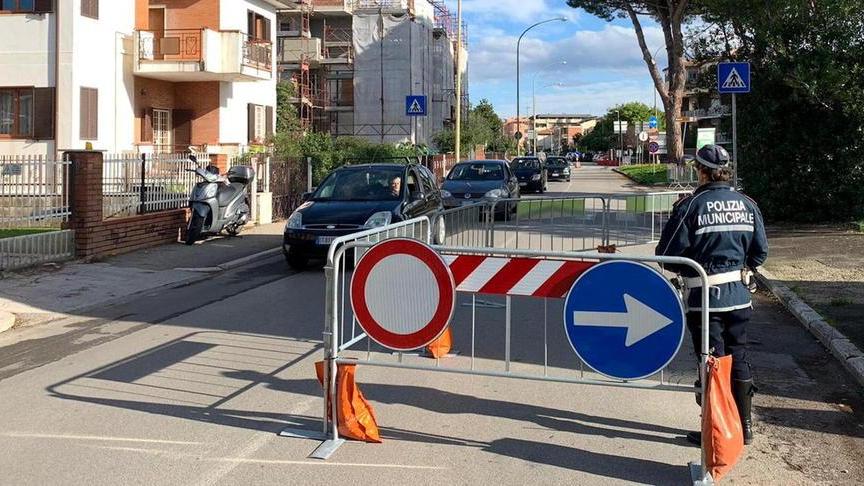 Doppio senso in via Orcagna: si cambia ancora