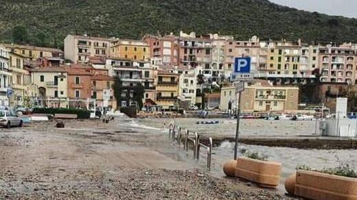 Mareggiate e maltempo Pescatori costretti a rimanere a terra