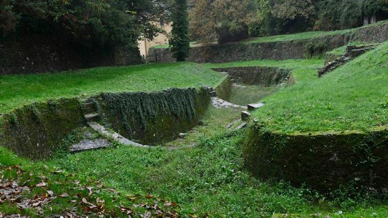 Lo spettacolo da fiaba delle Parole d’oro, fra ingegneria e natura