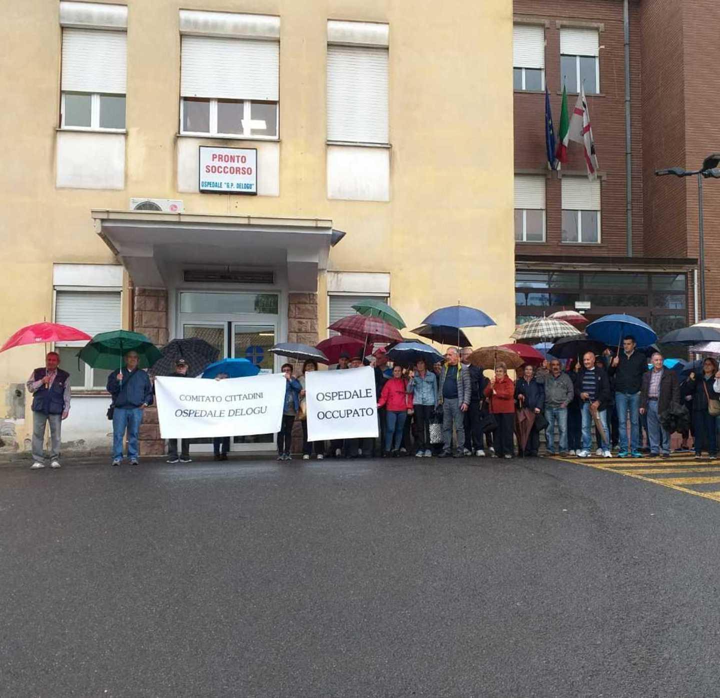 Ghilarza, un sit in per salvare l’ospedale Delogu