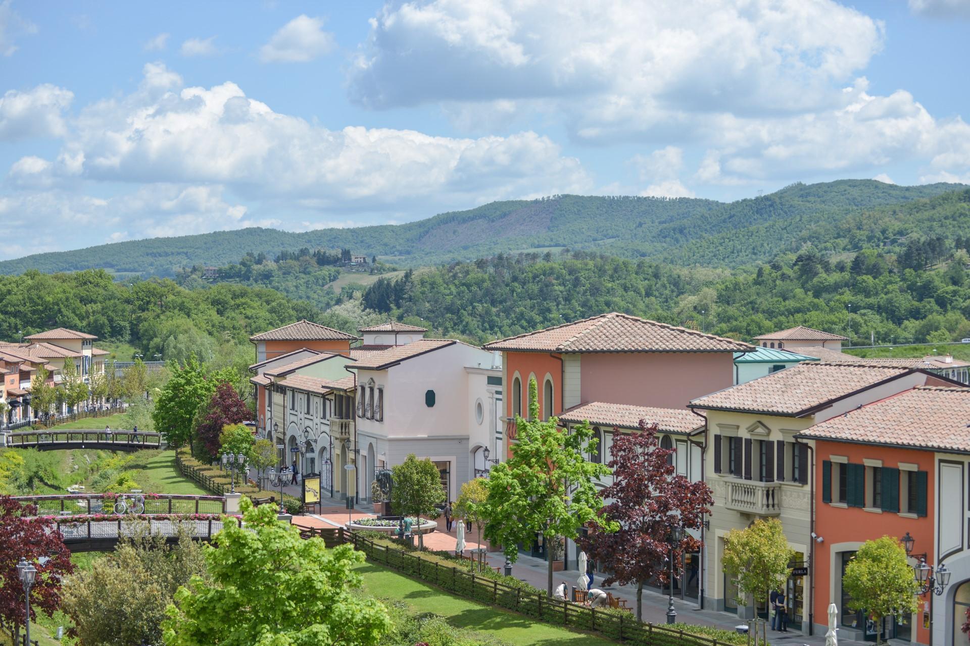 Outlet di Barberino, "cuore” del turismo toscano: per i russi è una tappa obbligata 