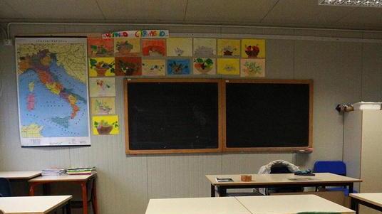 Pugno al compagno di classe durante l’orario di lezione