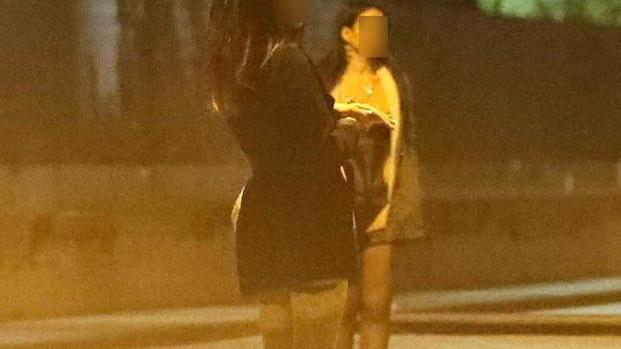 I soldi delle prostitute spediti in Brasile aggirando la legge