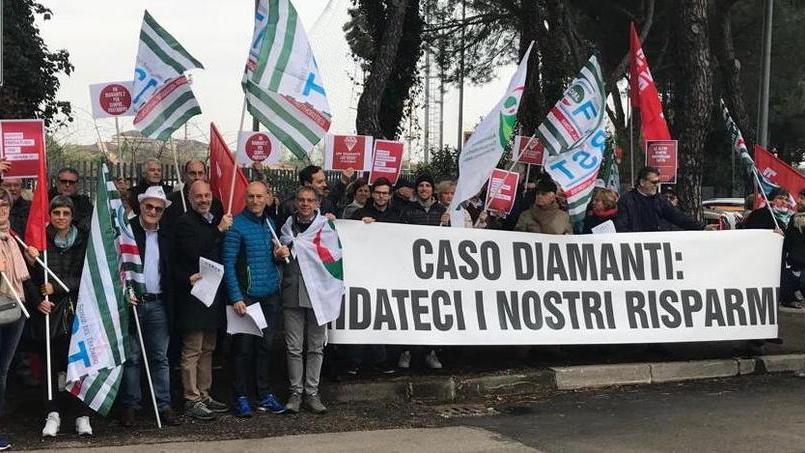 Diamanti, il giudice condanna Bpm: risarcirà un pensionato truffato