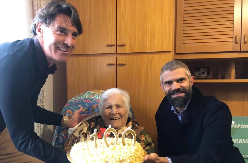 Auguri del sindaco a Nonna Nemi