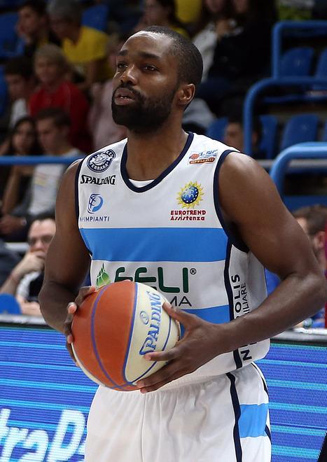Feli Pharma verso Imola Campbell ieri a parte