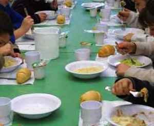 Mensa scolastica da rivedere dopo le proteste 