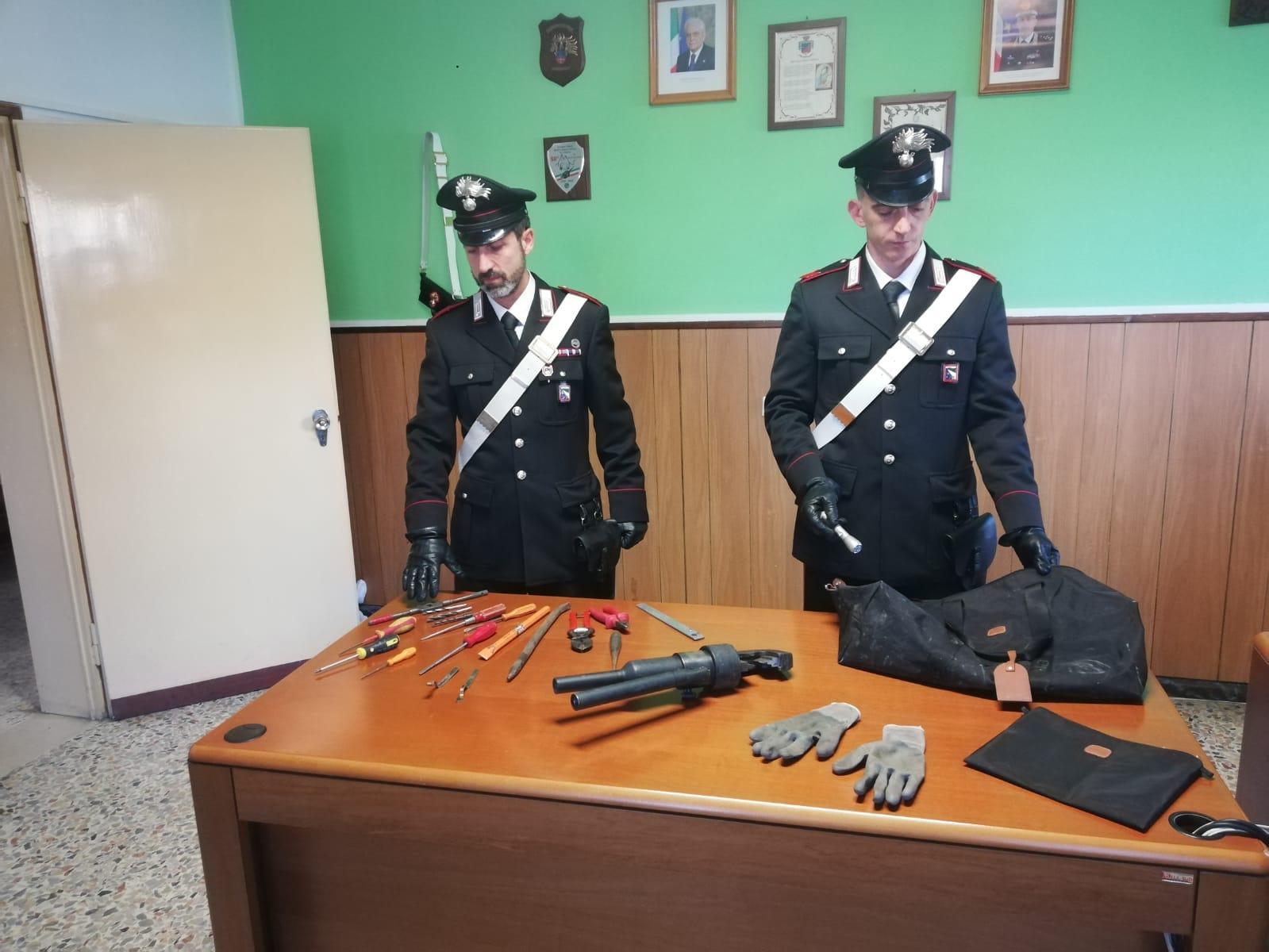 Guiglia, i carabinieri sventano furto a Roccamalatina, ladri in fuga 
