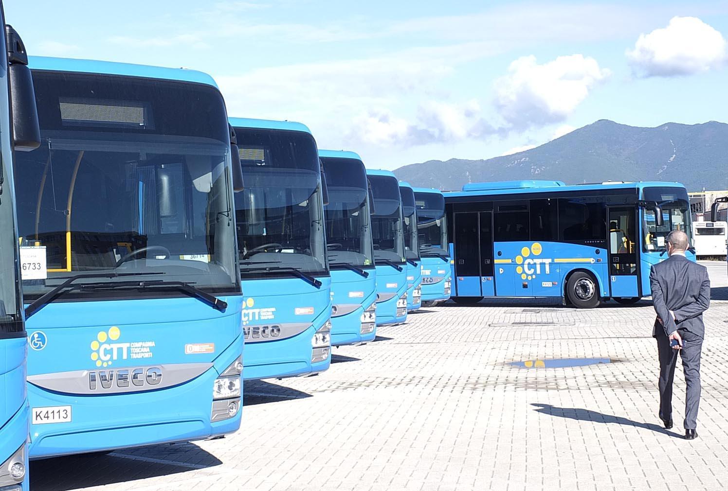 Alcuni autobus della Ctt nord