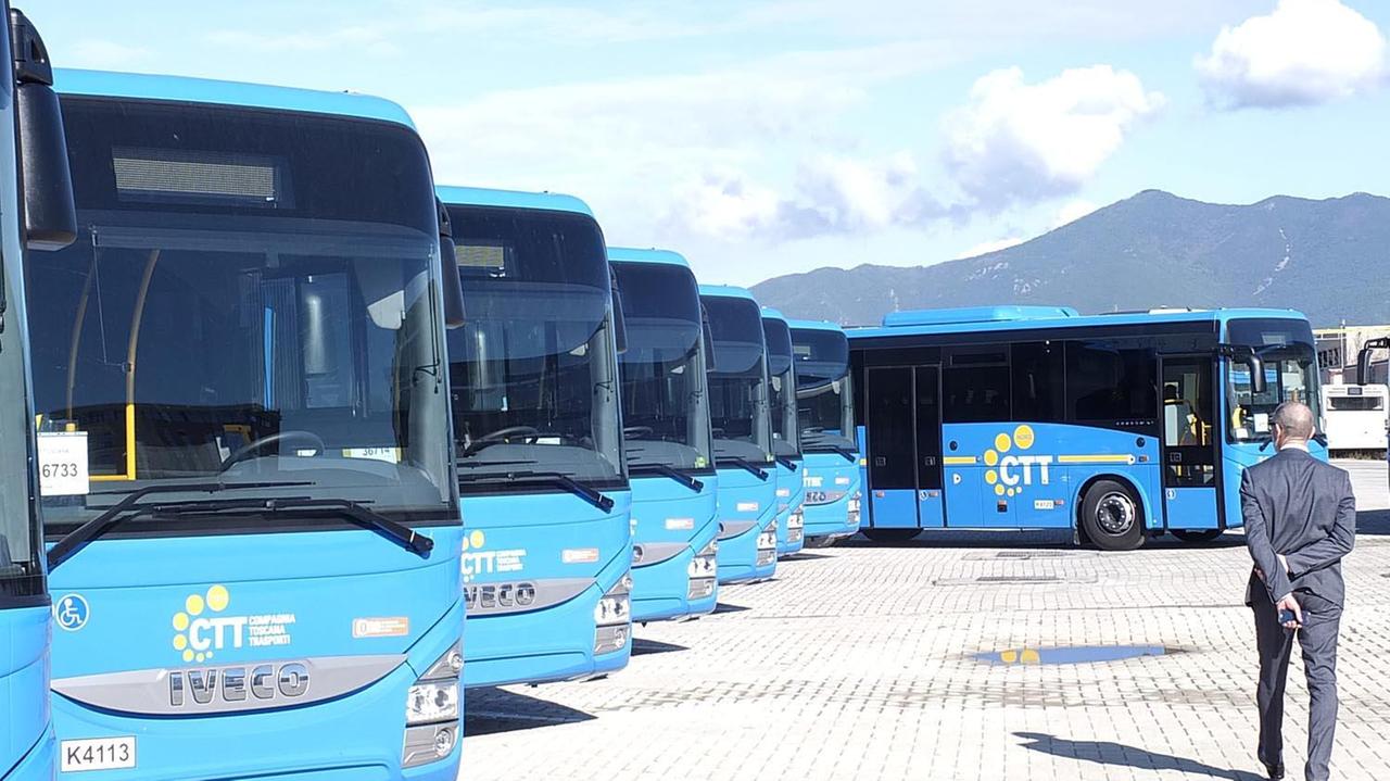 Alcuni autobus della Ctt nord