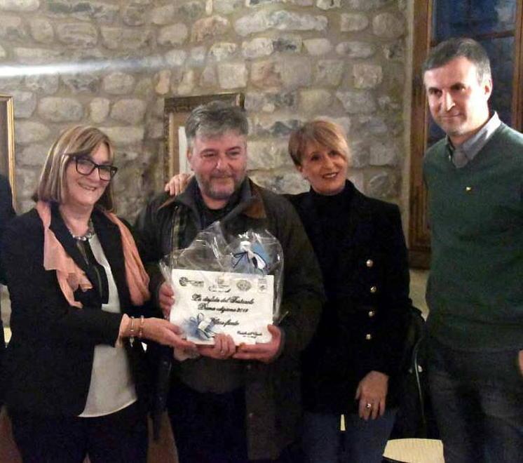 “Disfida del Testarolo” vince l’osteria Mezzacollina nel segno della tradizione 
