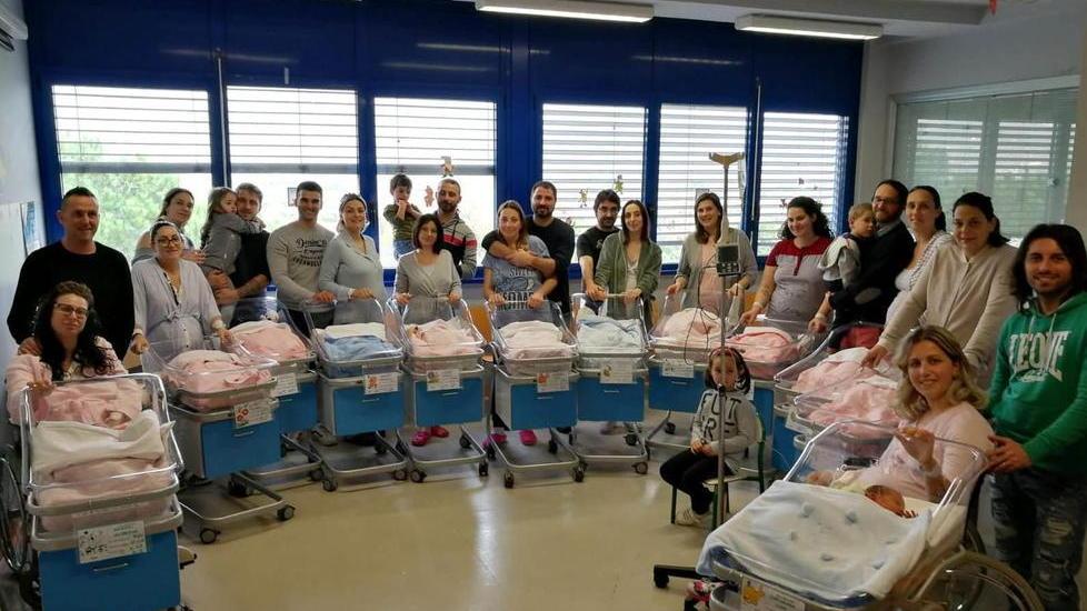 Da Brando a Lorenzo: dodici bambini nati nel giro di diciotto ore