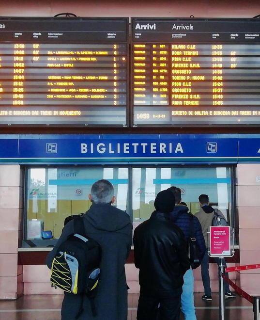 Pendolari, nasce il comitato contro ritardi e guasti dei treni 