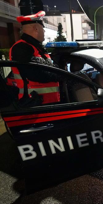 Smerciavano hashish e cocaina anche in un bar: quattro arresti 