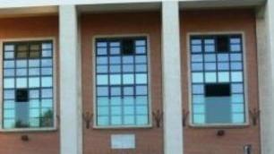 Ritrovata la sedicenne scappata di casa, ora si cerca chi l’ha aiutata