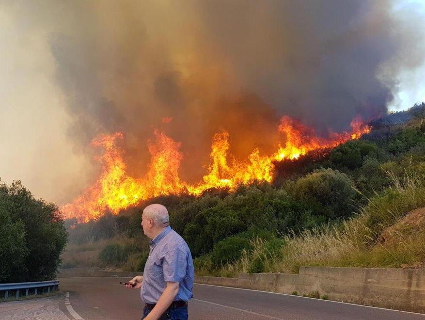Accusato di aver appiccato 50 incendi: verso il processo presunto piromane 