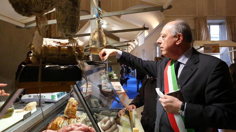 Partito il Desco al Real Collegio Oggi l’attesa sfida fra gli chef 