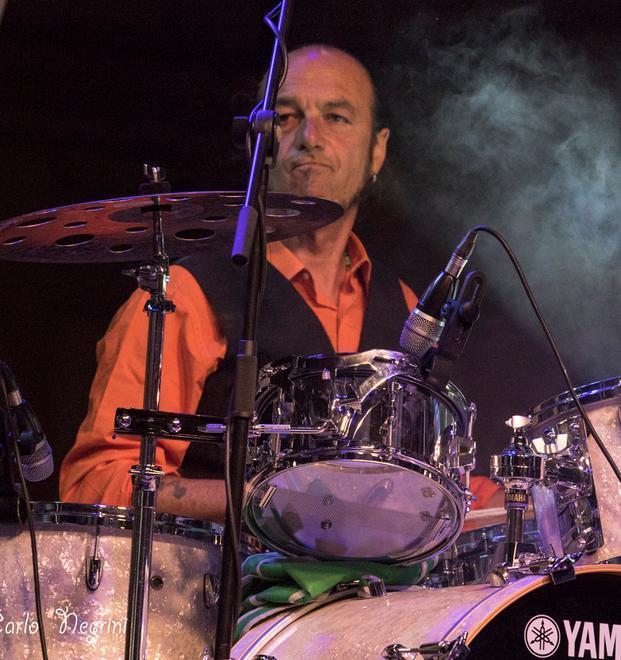 Morto a 56 anni Renzo Finardi, batterista dei Ridillo 