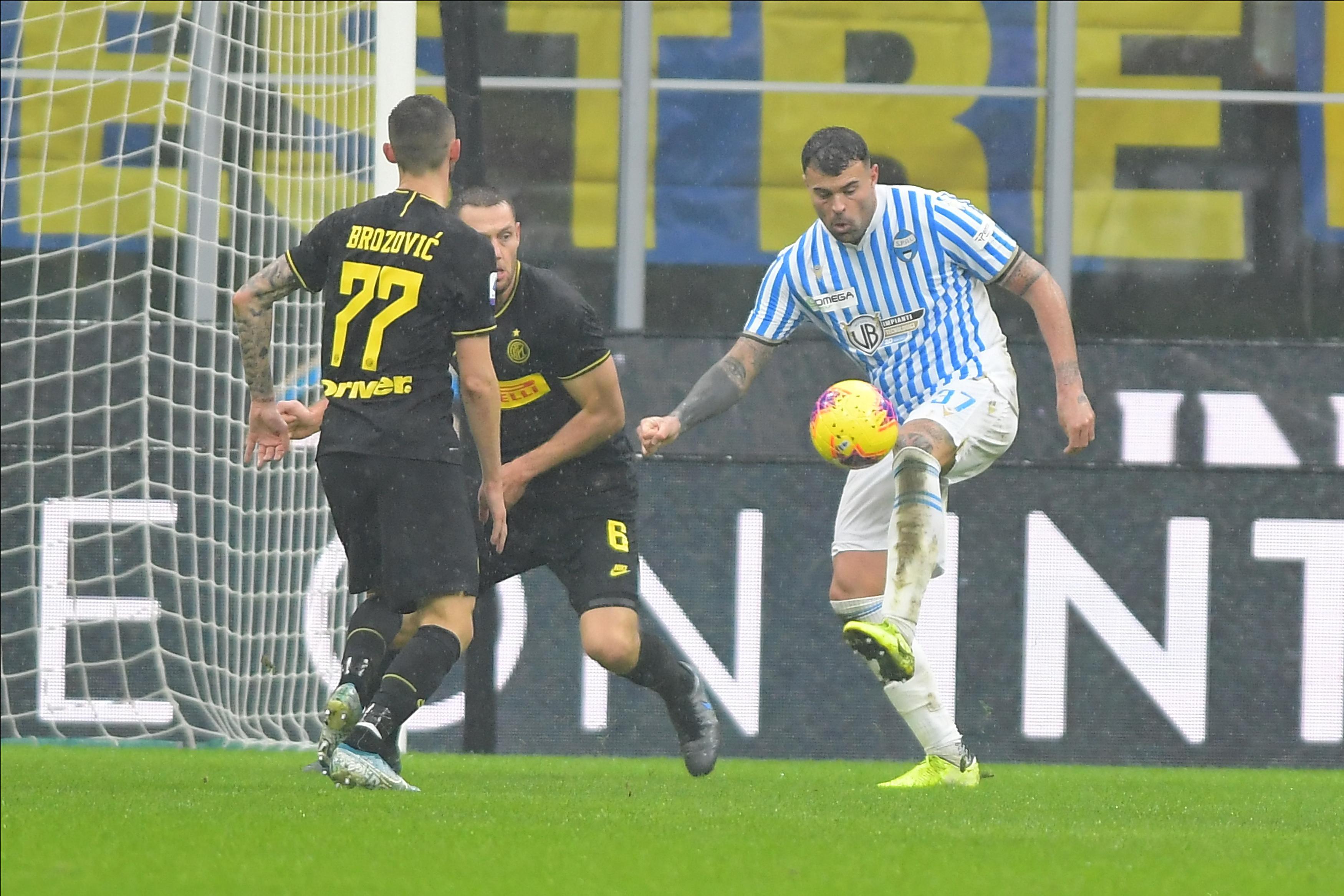 La Spal mette paura all'Inter ma la rimonta non riesce
