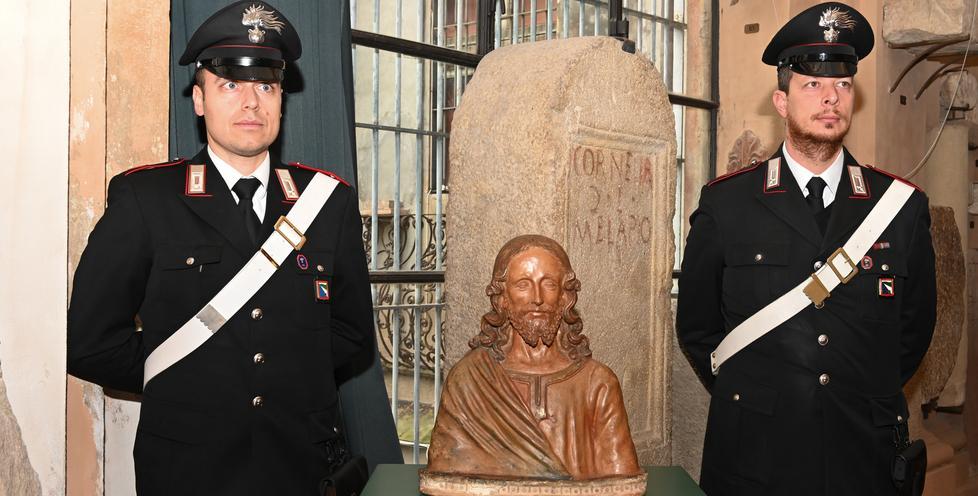 Trafugato e ritrovato ora il “Busto di Redentore” appartiene ai Musei