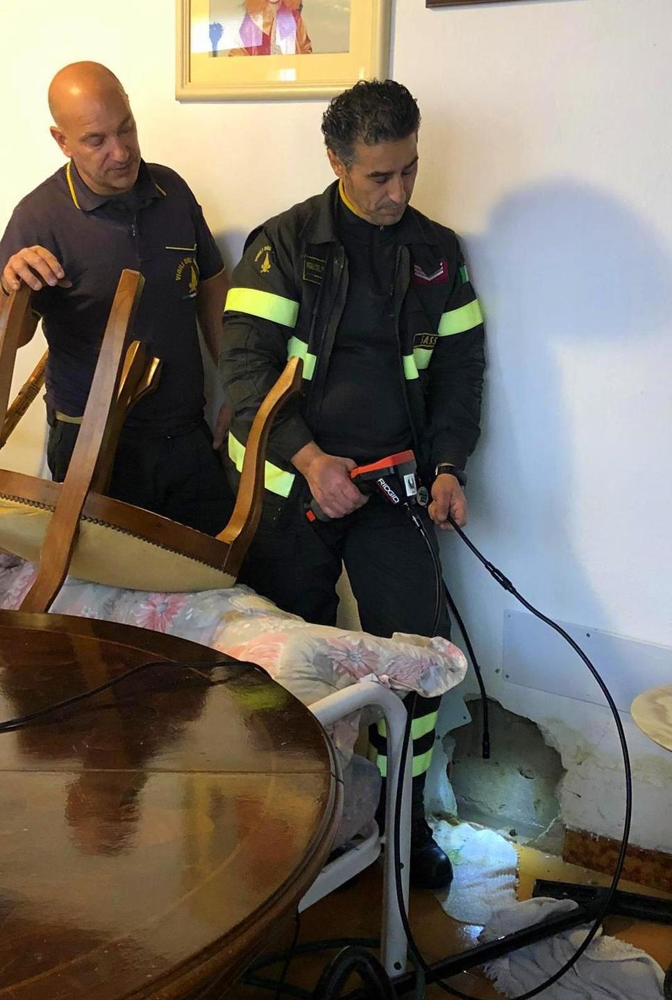 La condotta è un colabrodo appartamento sott’acqua 