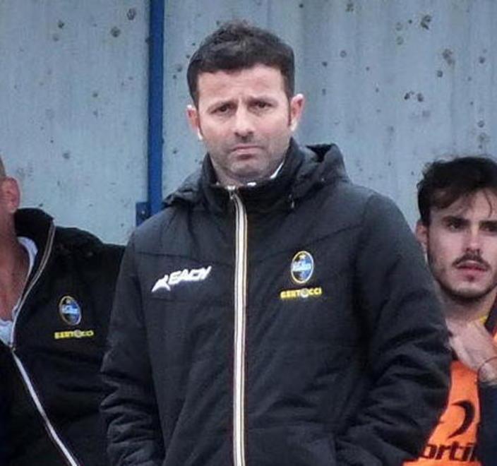 Madau: «I ragazzi si meritano i complimenti. La classifica? La guardo la sera» 
