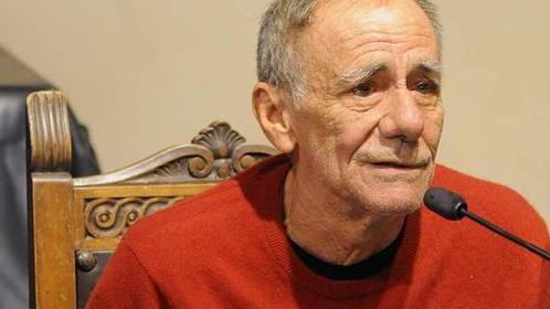 Roberto Vecchioni si racconta: "La felicità la voglio dentro come la febbre, stare sulle spine è il segreto della vita"