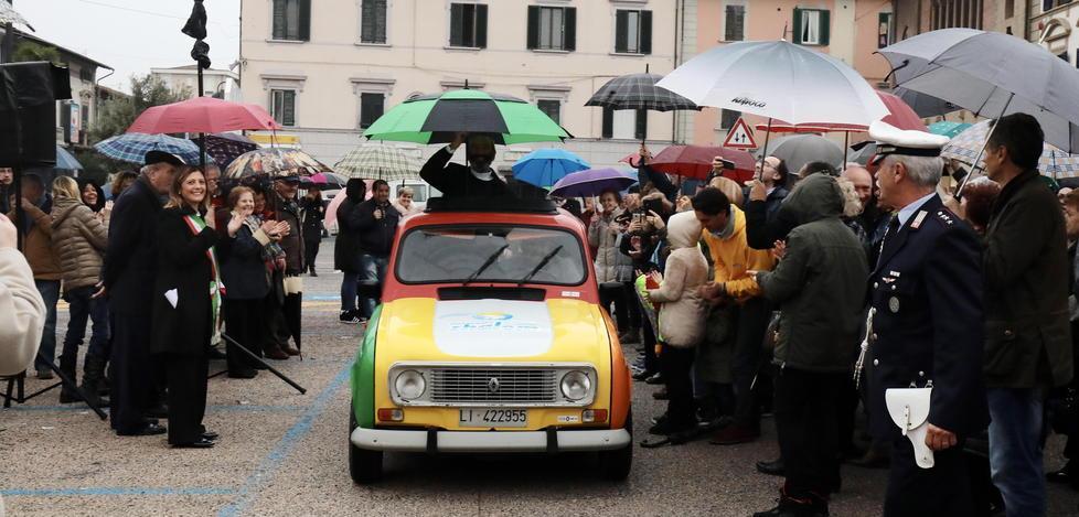 La gente di Cerreto ha accompagnato Dondò a S. Croce 