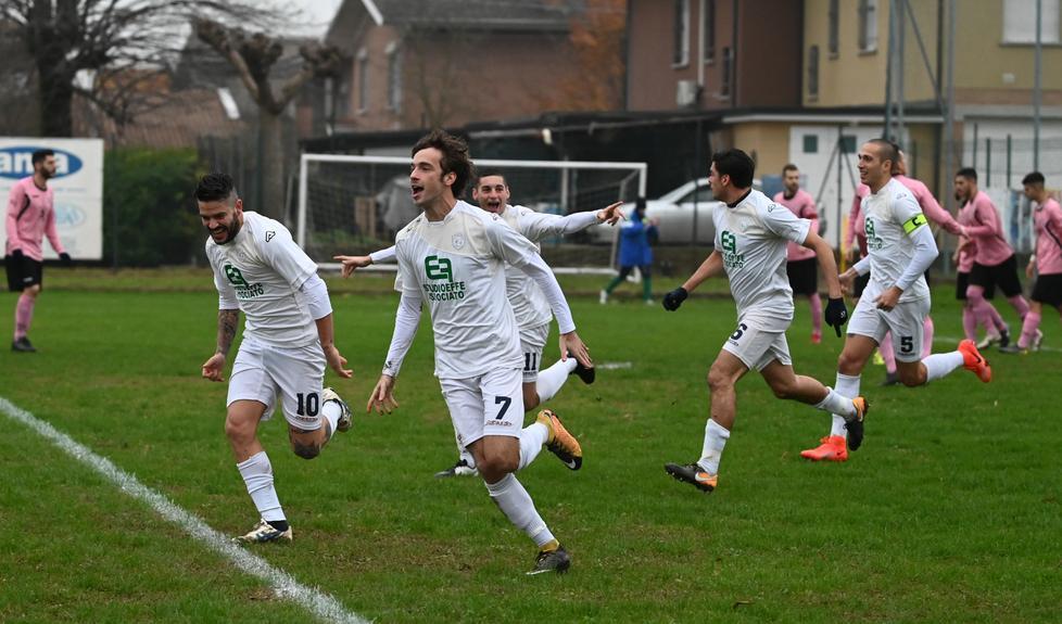 Modenese avanti 3-1 ma il Campagnola rimonta e pareggia