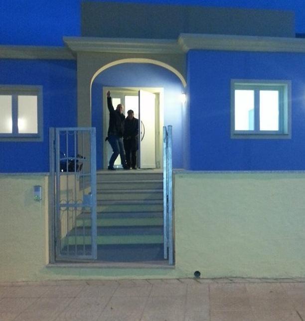 Dolci e oggetti in vendita per raccogliere fondi