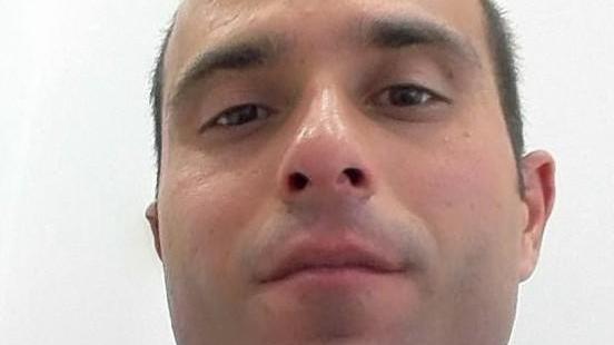 Precipita dal tetto, morto un elettricista