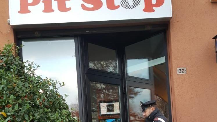 Maranello tenta spaccata a un bar: catturato dai carabinieri