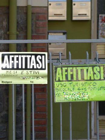 Affitti estivi, arriva l’imposta di soggiorno sugli appartamenti 