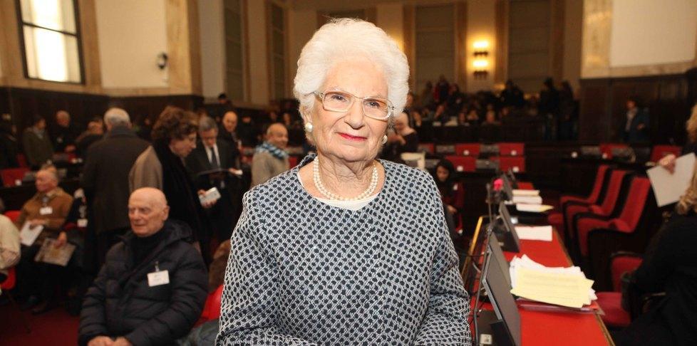 Cittadinanza onoraria conferita dal consiglio alla senatrice Segre