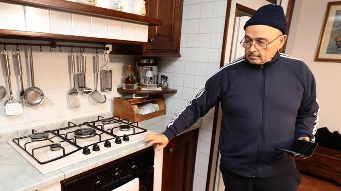 Gli abitanti di via della Motta «Non ce la facciamo più»
