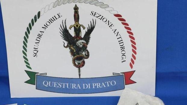 Un chilo di coca nell’auto in sosta Fermato pusher
