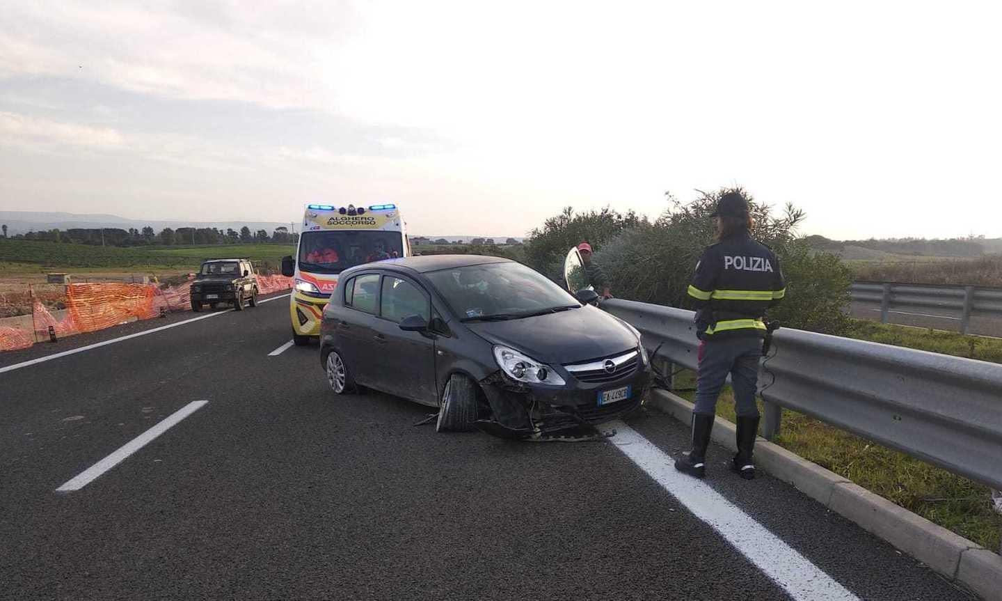 Auto fuori strada vicino a Olmedo
